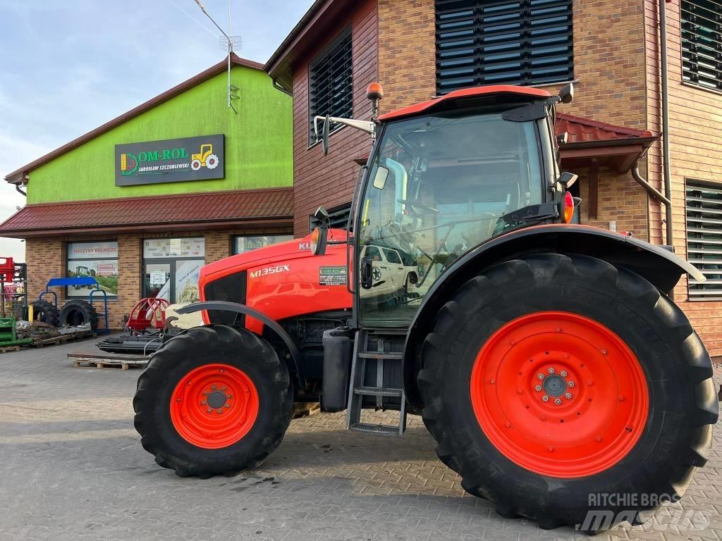 Kubota M 135 GX Tractores