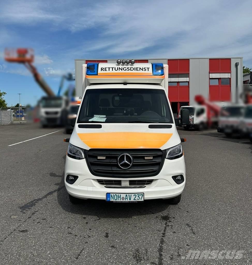 Mercedes-Benz 1000 Ambulancias