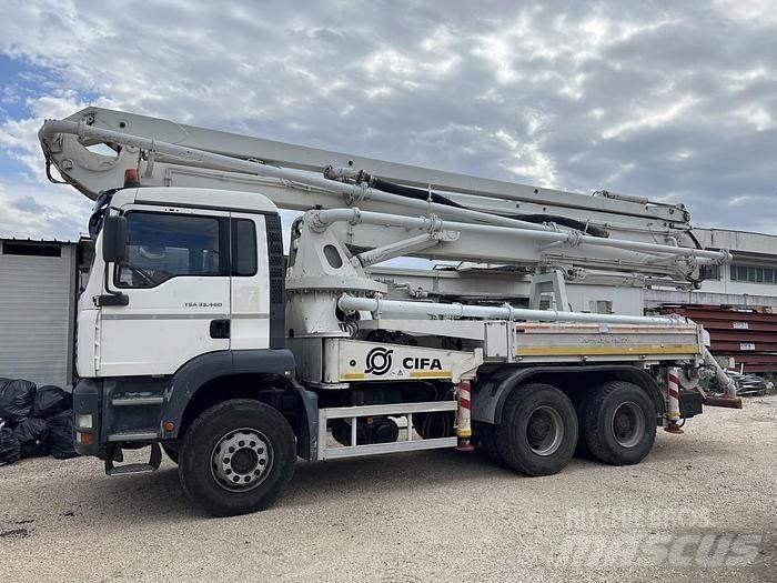 Cifa INVETTA 36X Camión hormigonera