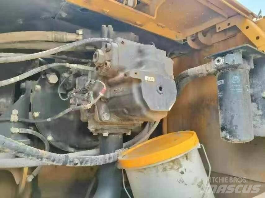 Komatsu PC 360-8 Excavadoras de cadenas