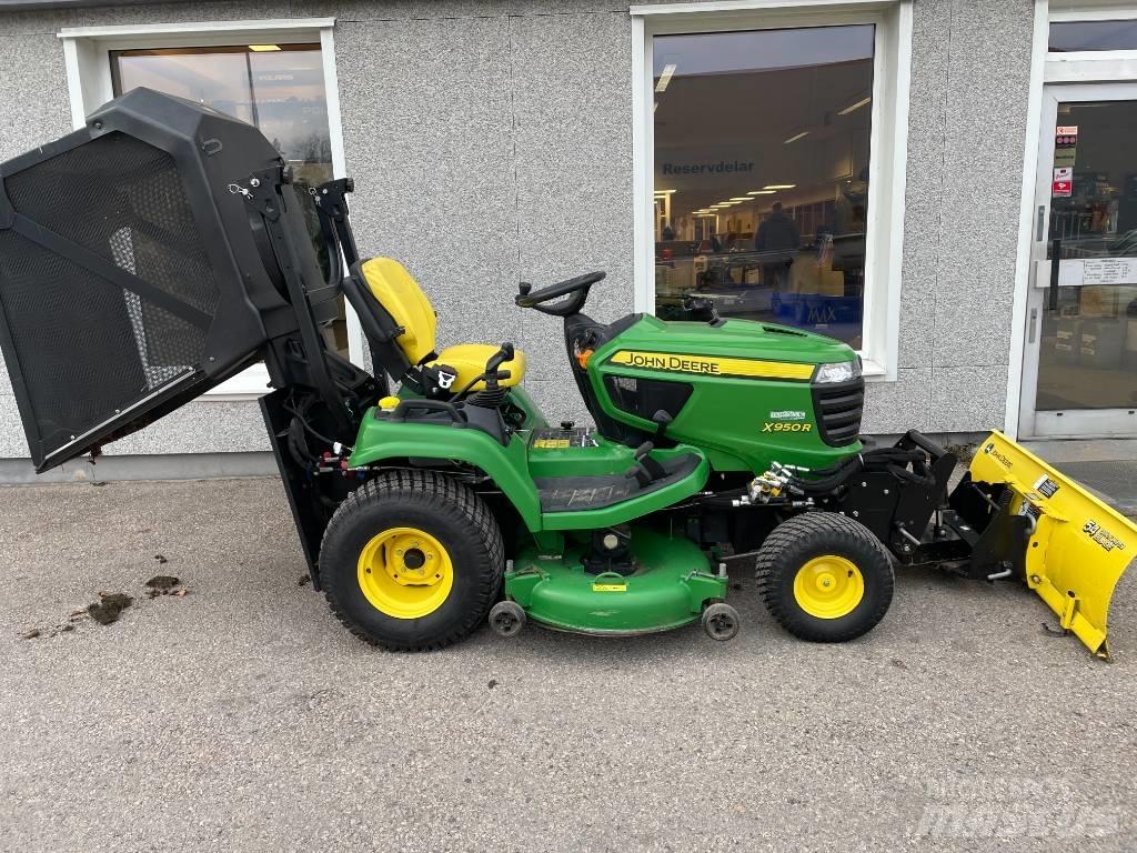 John Deere X 950 R Riding mowers