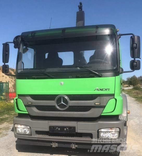 Mercedes-Benz 1829 Camiones con gancho