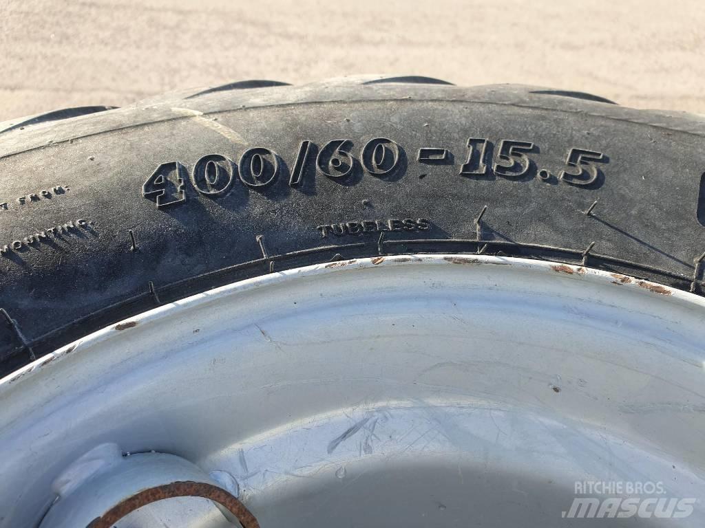 BKT 400/60-15,5 Neumáticos, ruedas y llantas