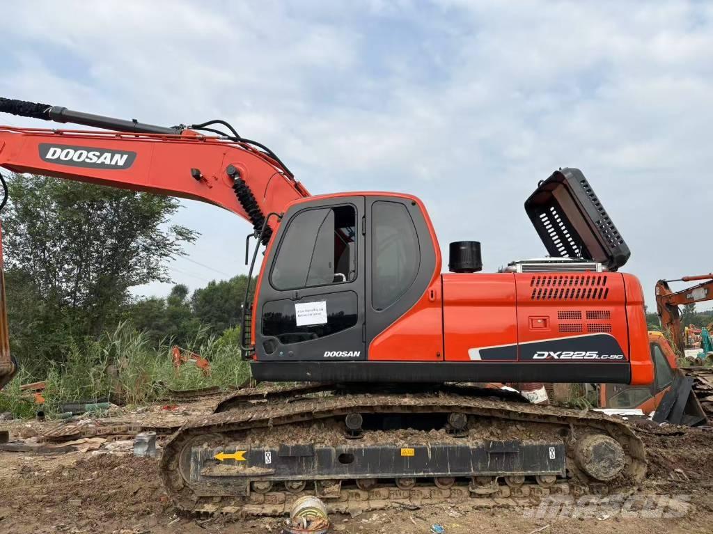 Doosan DX225LC-9C Excavadoras de cadenas