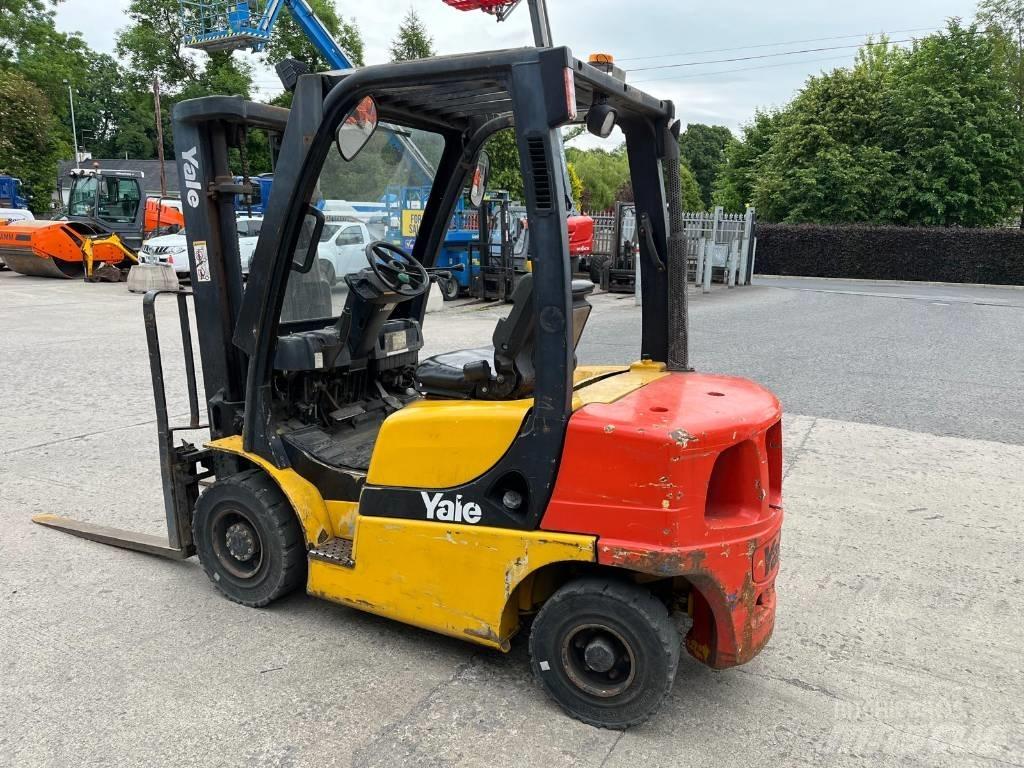 Yale GDP 25 VX Carretillas diesel