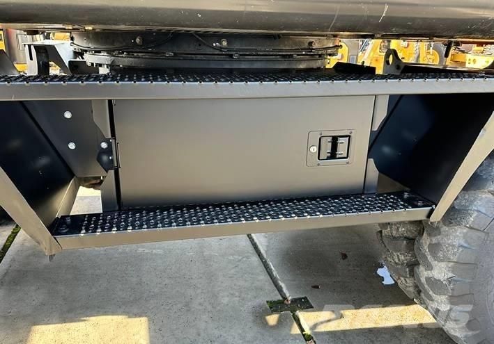 Hitachi ZX 170 W-5 B Excavadoras de ruedas