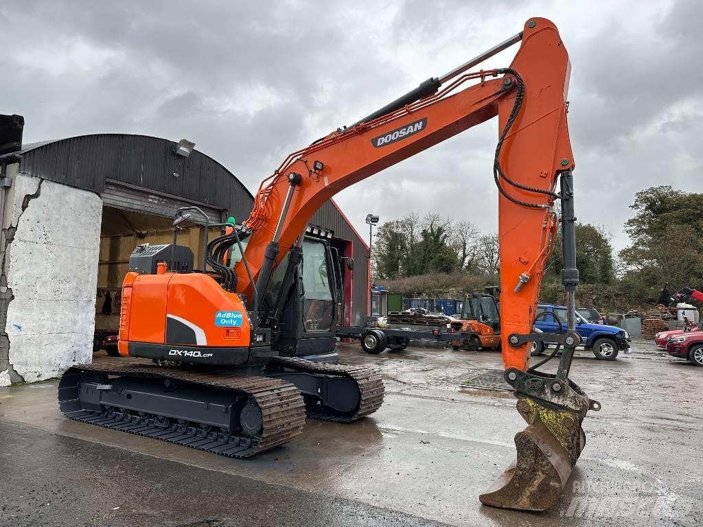Doosan DX 140 LCR Excavadoras de cadenas