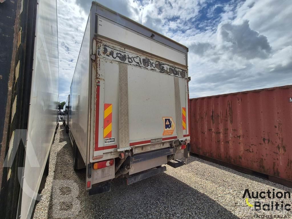 Volvo FL240 Camiones caja cerrada
