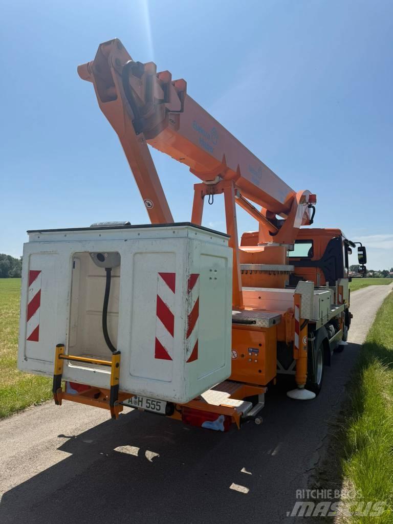 Palfinger P 300 KS Plataformas sobre camión