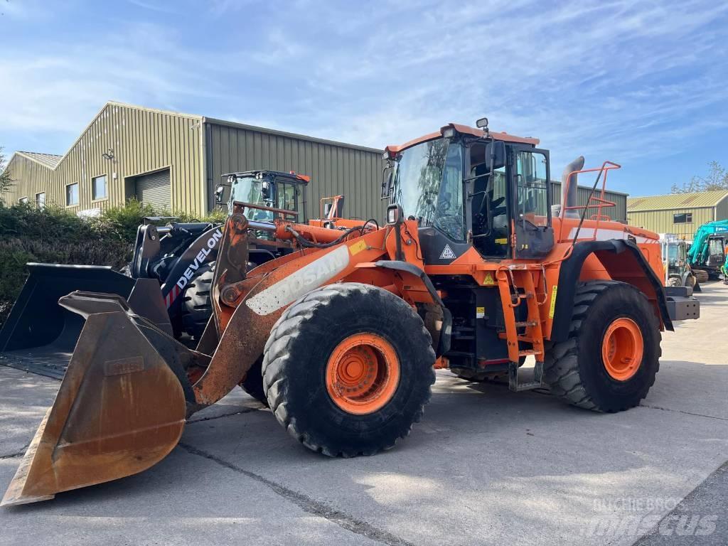 Doosan DL 420-3 Cargadoras sobre ruedas