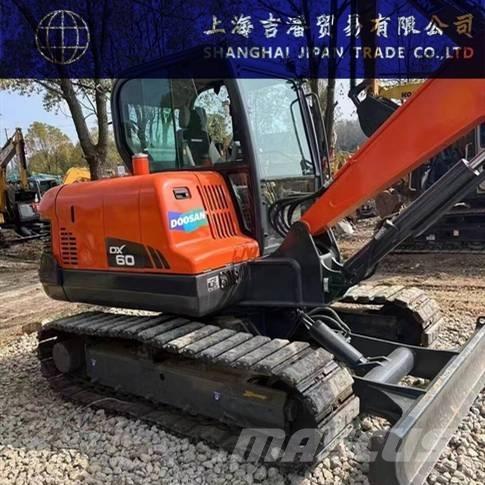 Doosan DX 60 Excavadoras de cadenas