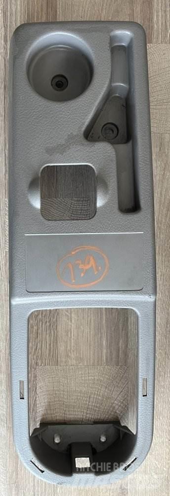 DAF LF PANEL Transporte - Otros