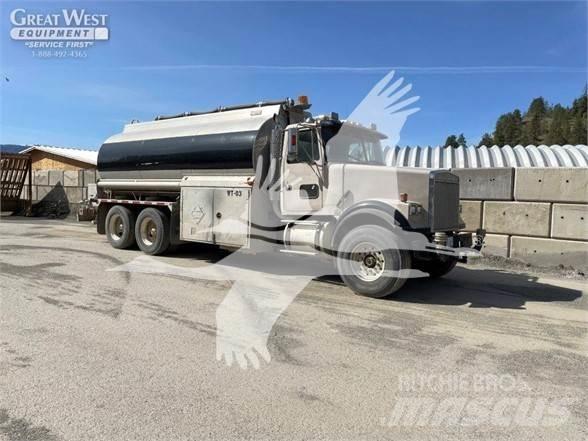 White/GMC WG Camiones cisterna