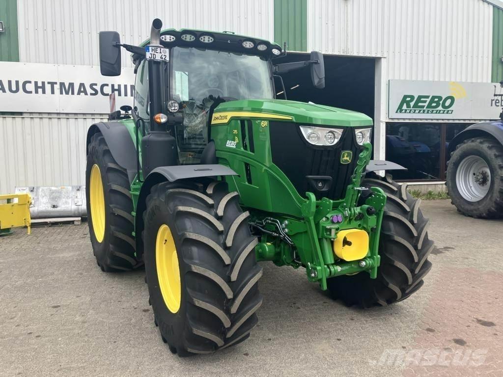 John Deere 6R215 Tractores