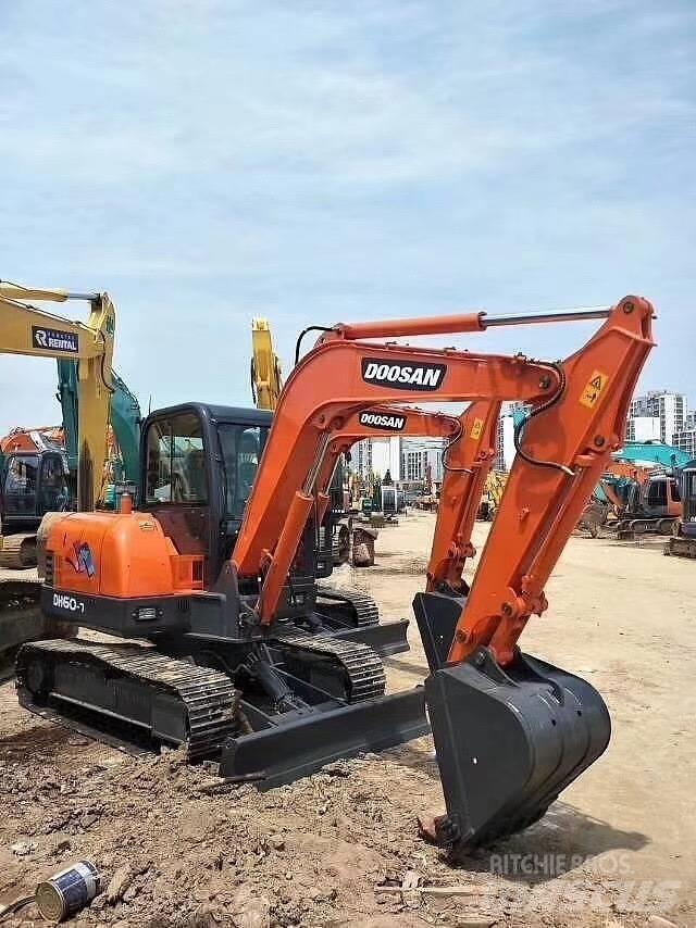 Doosan DH 60 Mini excavadoras < 7t
