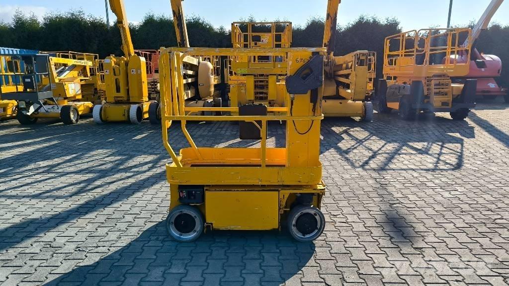 JLG 1230 ES Ascensores de personal y montacargas de acceso