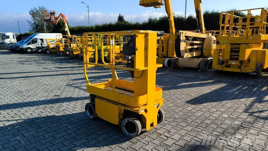 JLG 1230 ES Ascensores de personal y montacargas de acceso