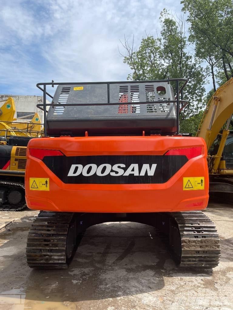 Doosan DX 225 Excavadoras 7t - 12t