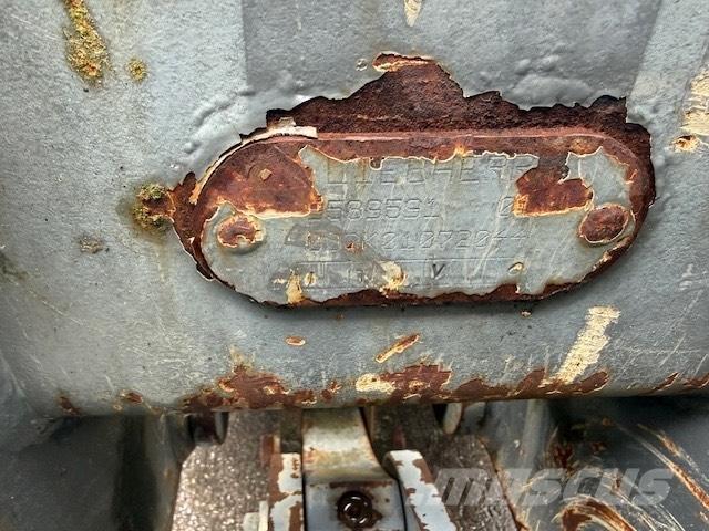 Liebherr 600 mm Pinzas