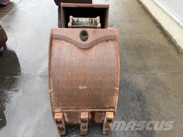 Liebherr 600 mm Pinzas