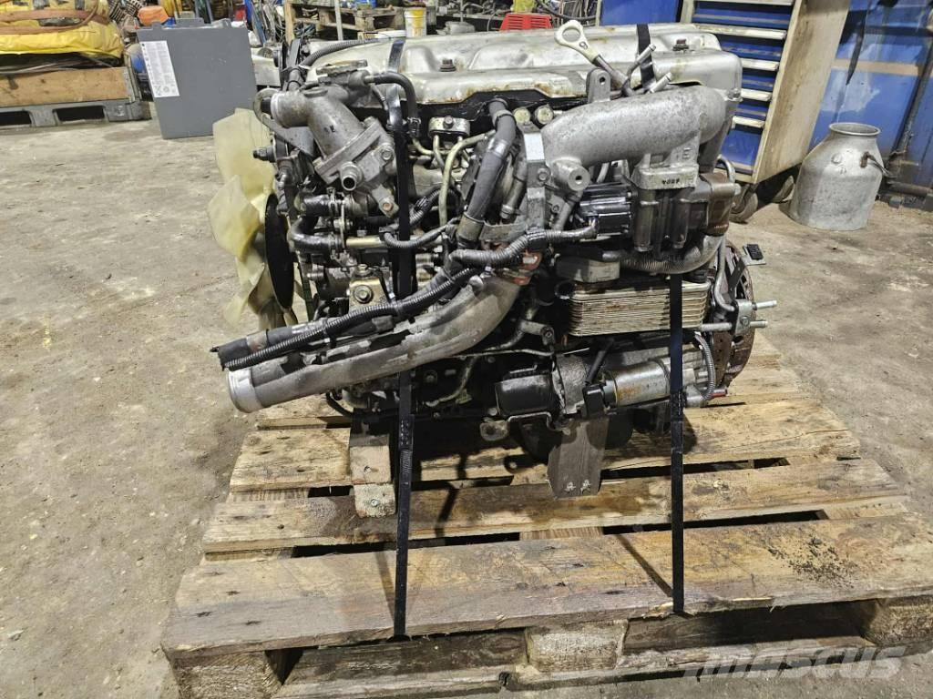 Mitsubishi 4M42-3AT2 Motores