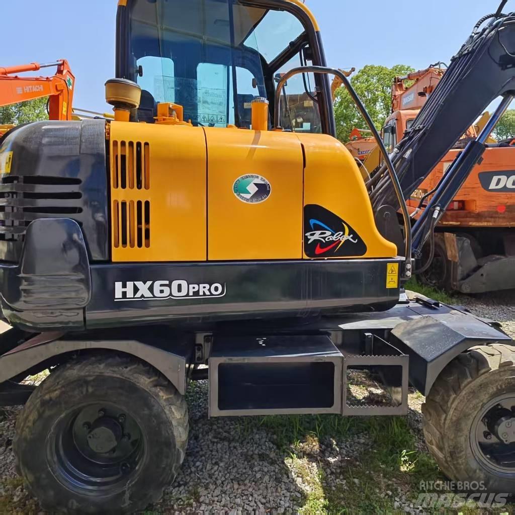 Hyundai HX 60w Excavadoras de ruedas