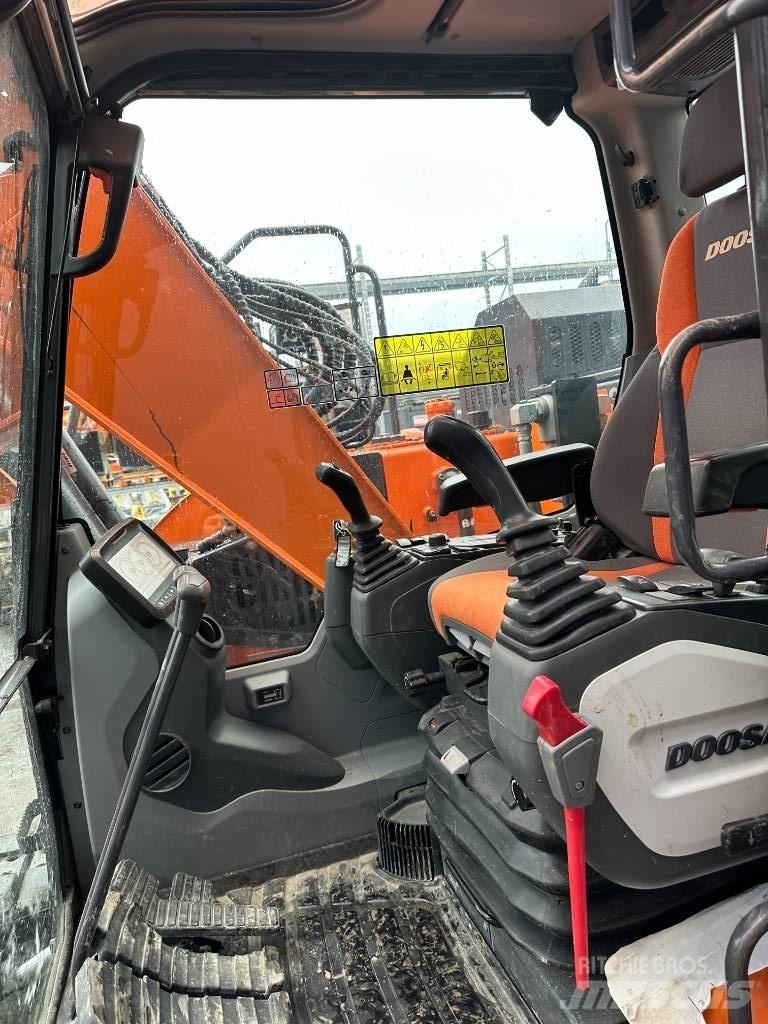 Doosan DX 140 LCR-5 Excavadoras de cadenas