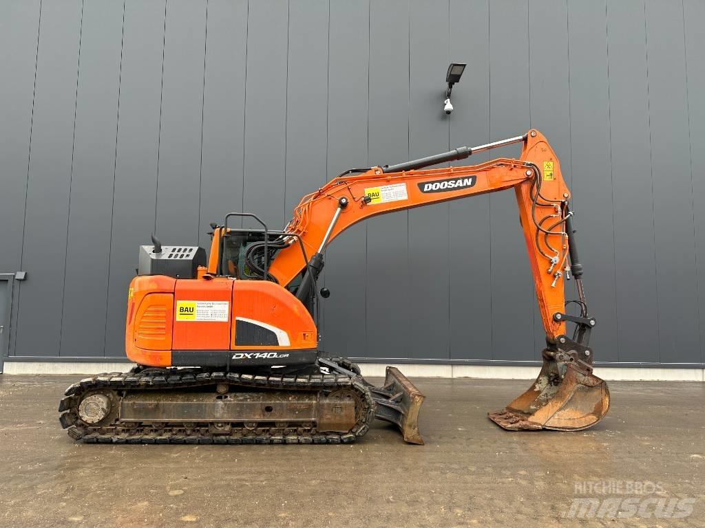 Doosan DX 140 LCR-5 Excavadoras de cadenas