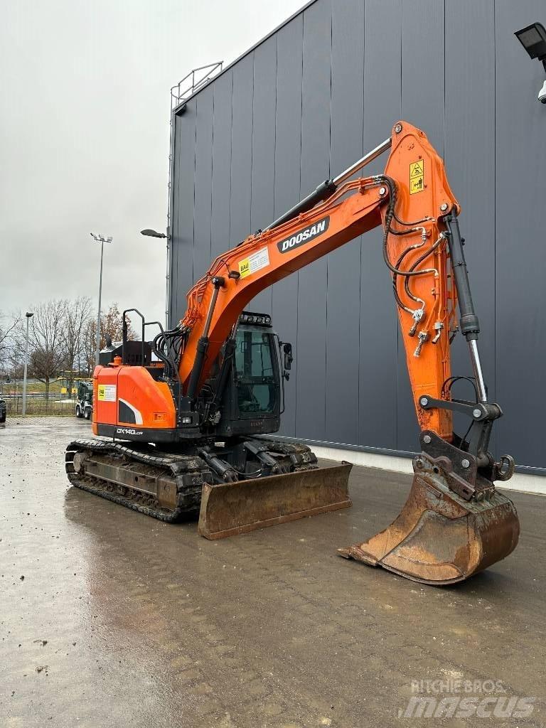 Doosan DX 140 LCR-5 Excavadoras de cadenas