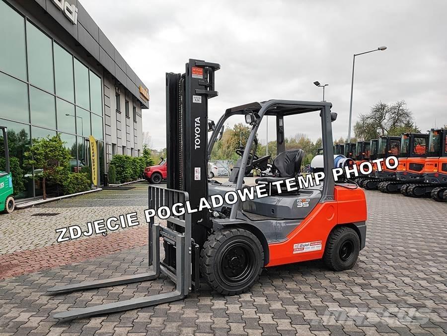 Toyota 02-8FGJF35 Carretillas LPG
