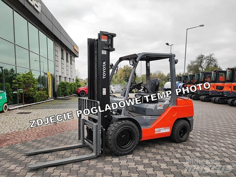 Toyota 02-8FGJF35 Carretillas LPG