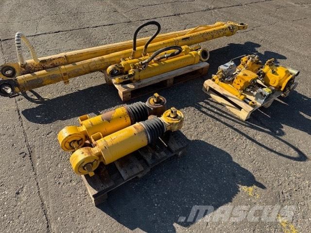 Bell B 40 C PODUSZKA Chasis y suspención