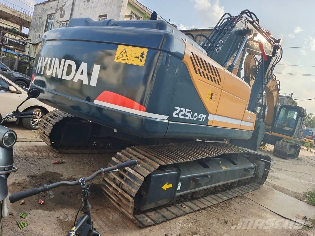 Hyundai 220 LC-9 Excavadoras de cadenas