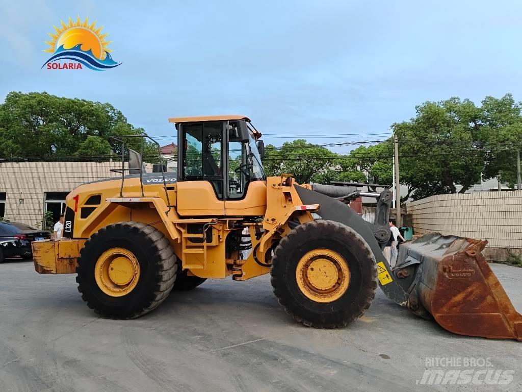Volvo L 120 Cargadoras sobre ruedas
