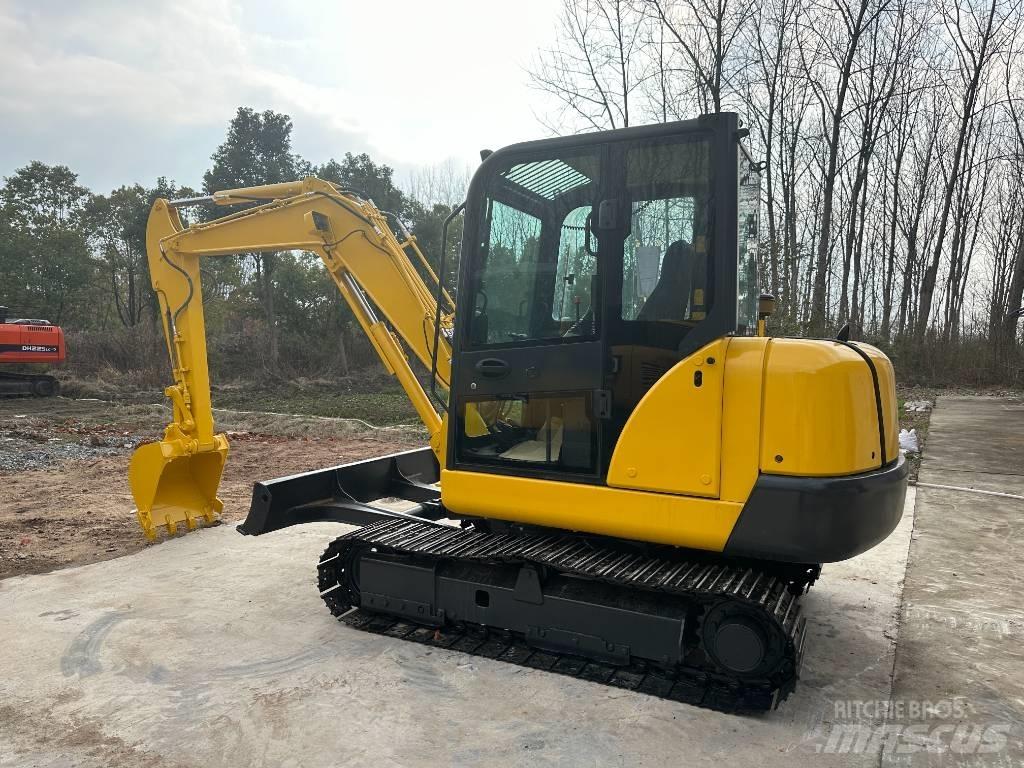 Komatsu PC 56 Excavadoras de cadenas