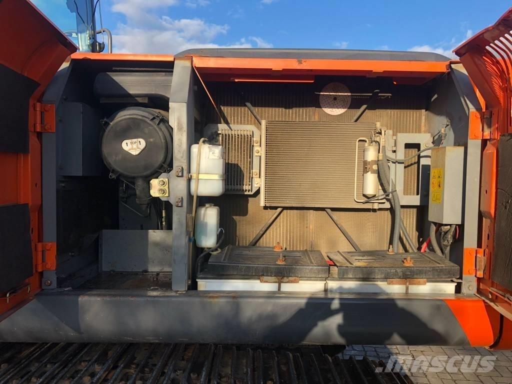 Hitachi ZX 210 LC-3 Excavadoras de cadenas
