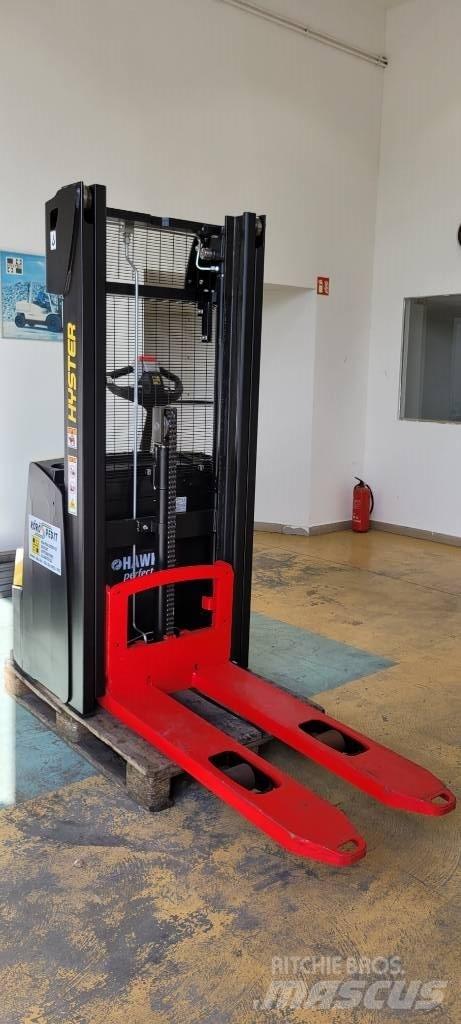 Hyster S 1.0 Apiladores eléctricos