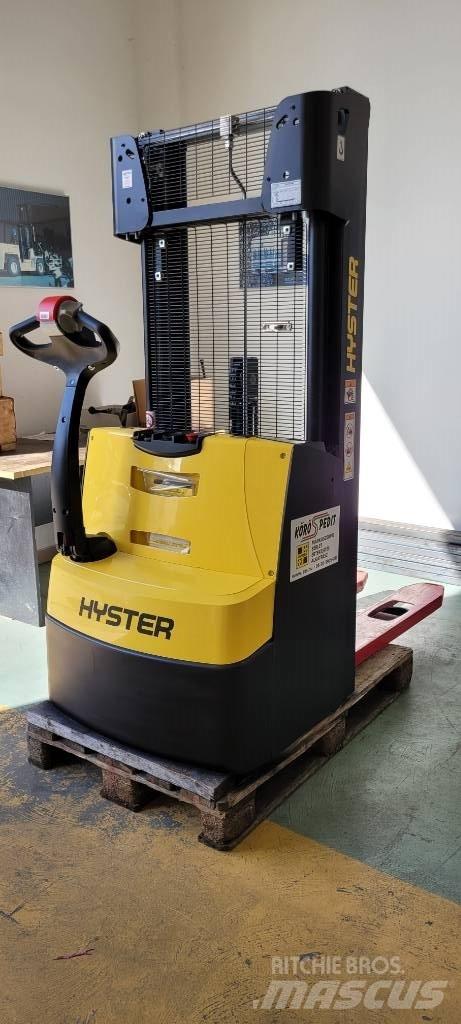 Hyster S 1.0 Apiladores eléctricos