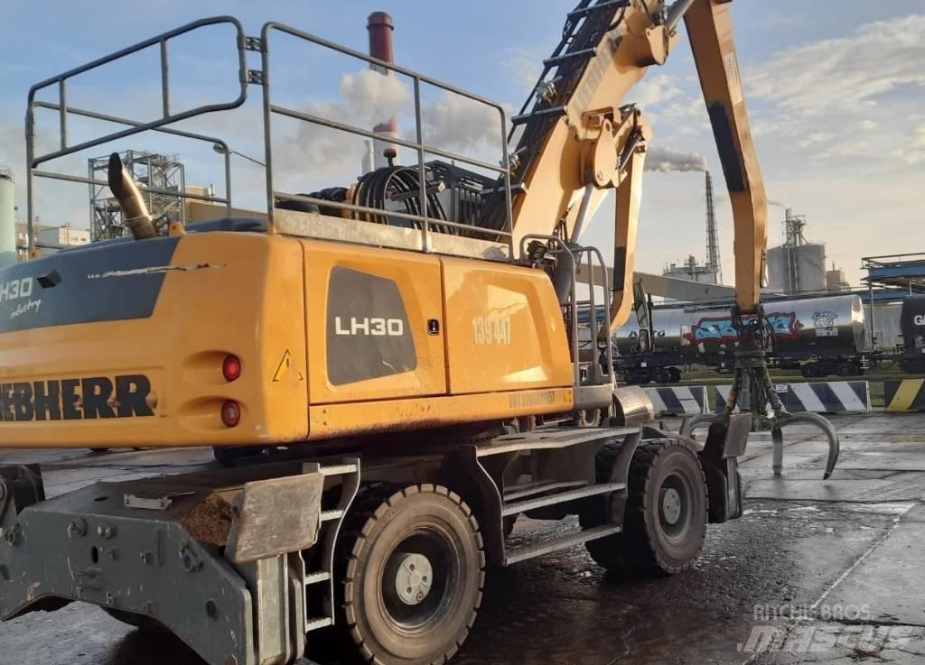 Liebherr LH 30 M Excavadoras de manutención