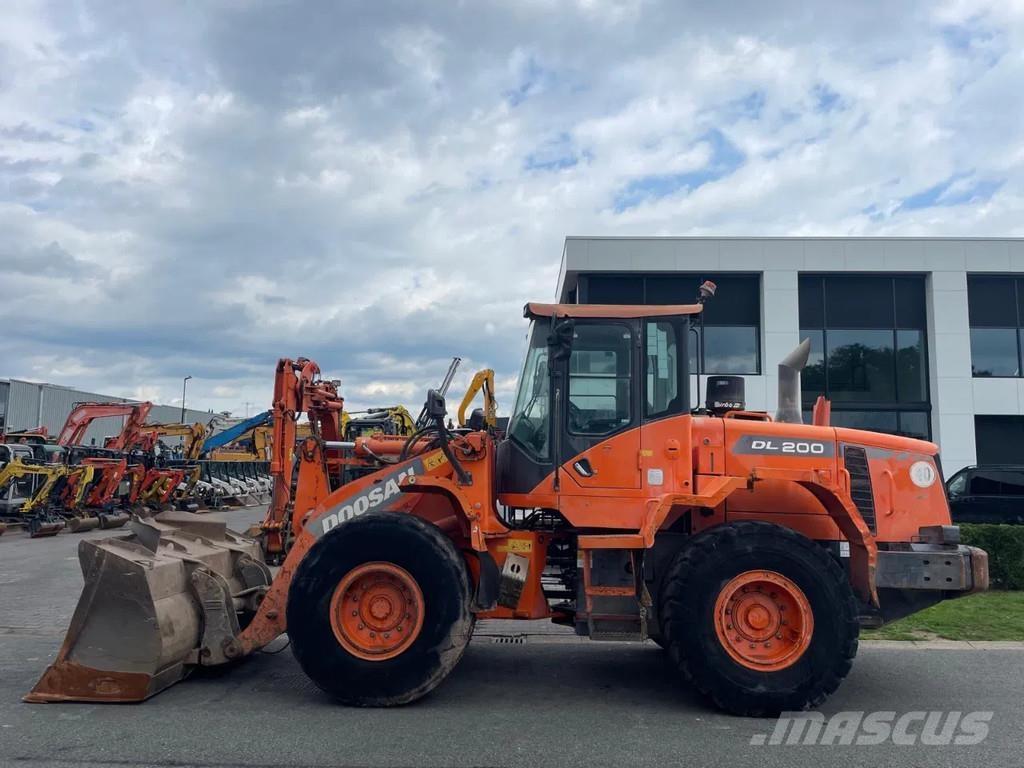 Doosan DL200-3 | A/C Cargadoras sobre ruedas