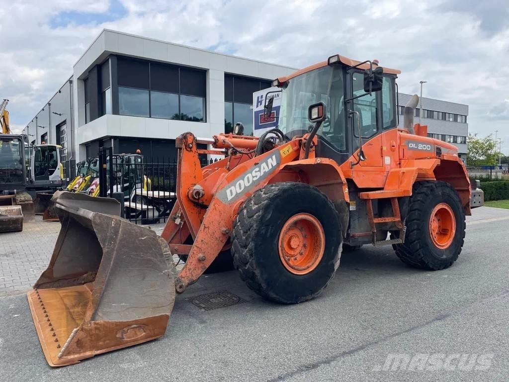 Doosan DL200-3 | A/C Cargadoras sobre ruedas