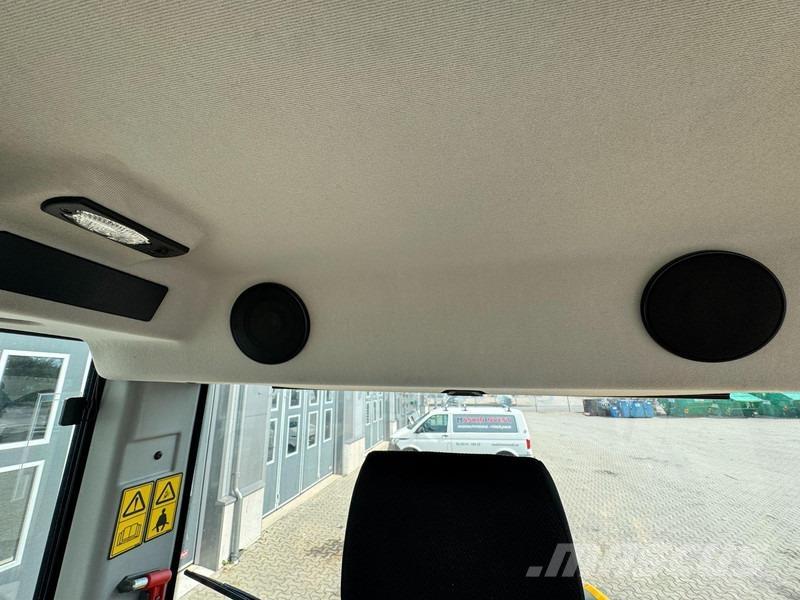 JCB 413 2.800h Cargadoras sobre ruedas