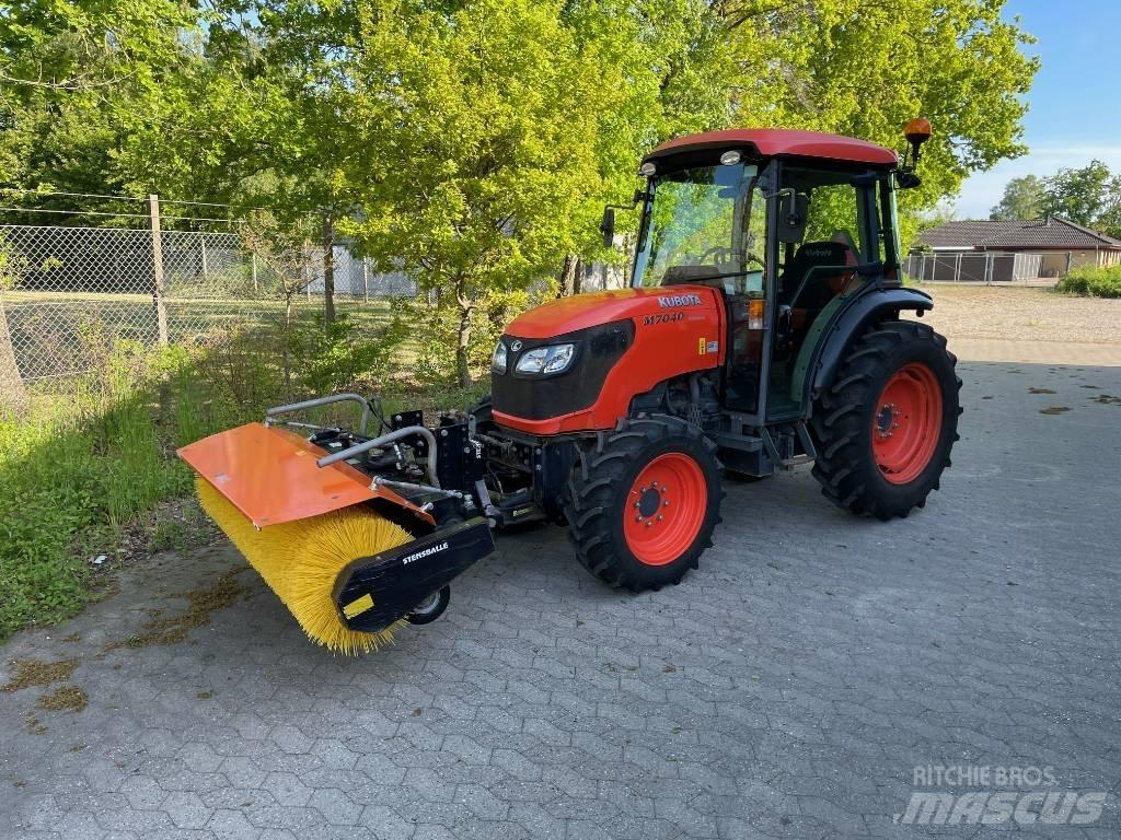 Kubota M 7040 Tractores