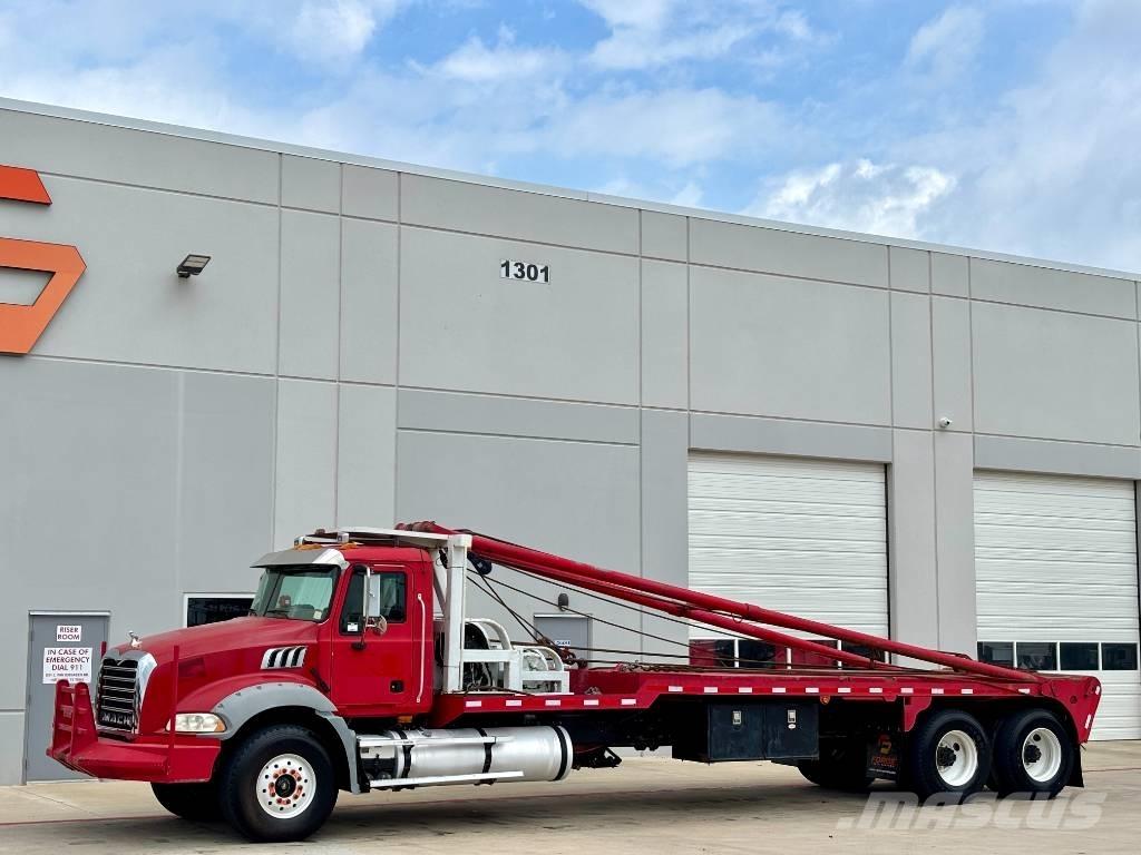Mack GU813 Grúas de vehículo