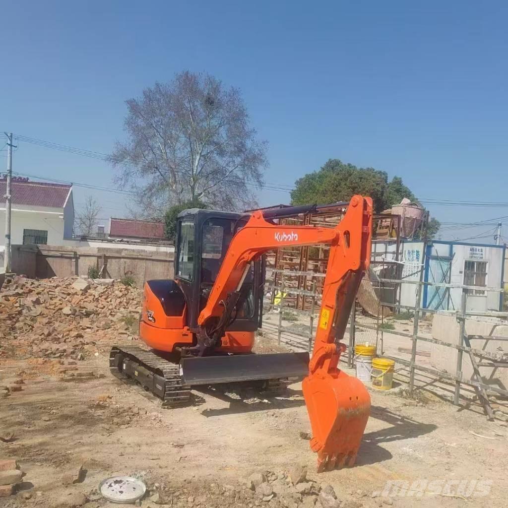 Kubota U 27 Mini excavadoras < 7t