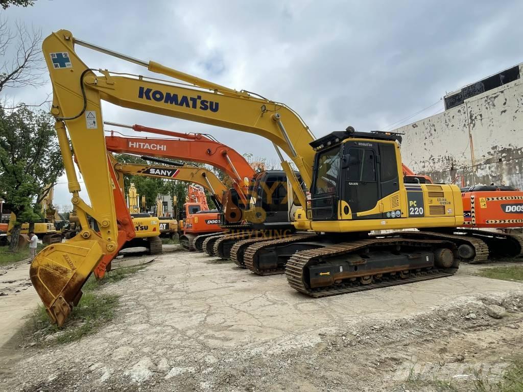 Komatsu PC 220-8 Excavadoras de cadenas