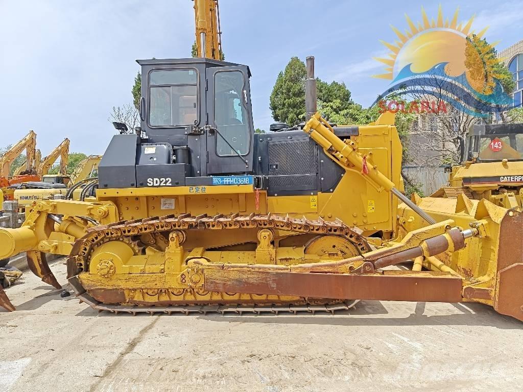 Shantui SD 22 Buldozer sobre oruga