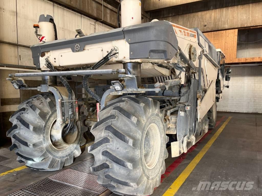 Wirtgen WR 240i Otras construcciones de carreteras