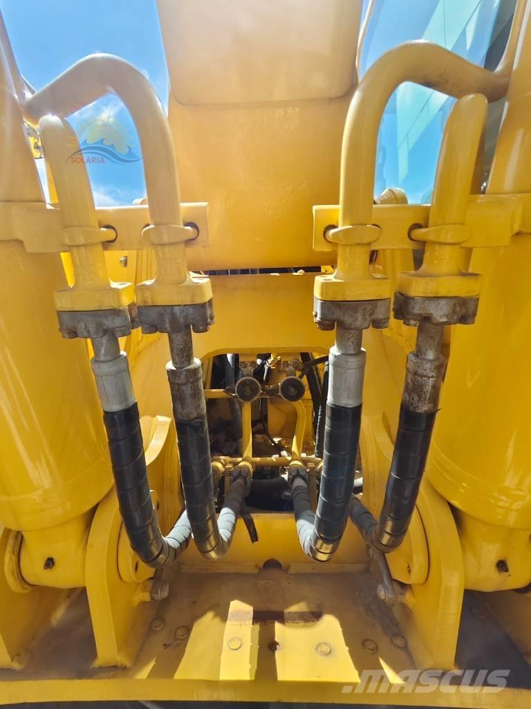Komatsu PC 220-8 Excavadoras de cadenas