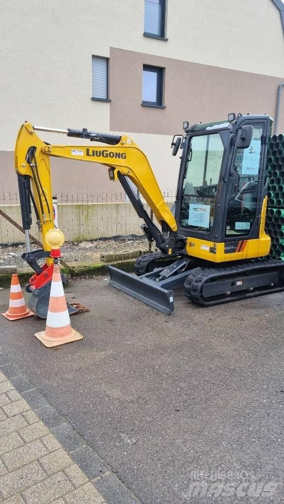 LiuGong 9027 F Mini excavadoras < 7t